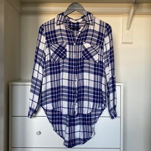 Plaid high low top